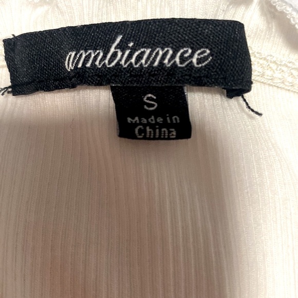 Ambiance - Brand new white top - Picture 3 of 3